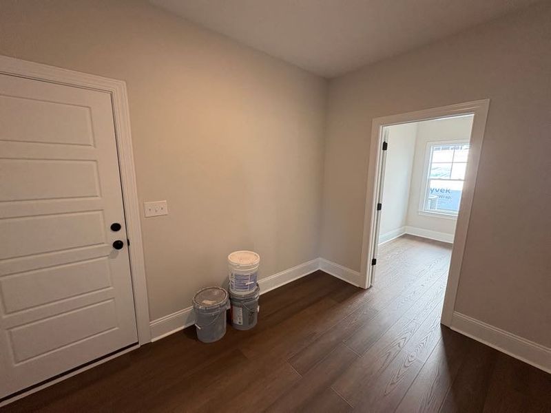 Spacious, unfurnished interior of a new home in Riverside Cove, Wilmington (Image 25).