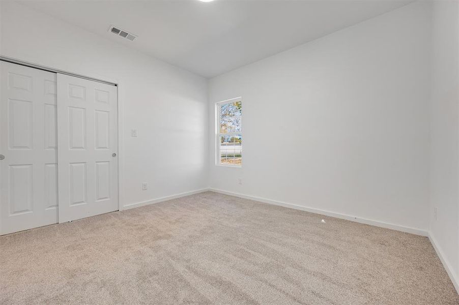 Spacious, unfurnished interior of a new home in , Cooper (Image 26).