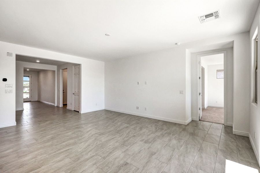 Spacious, unfurnished interior of a new home in Miravida, Surprise (Image 8).