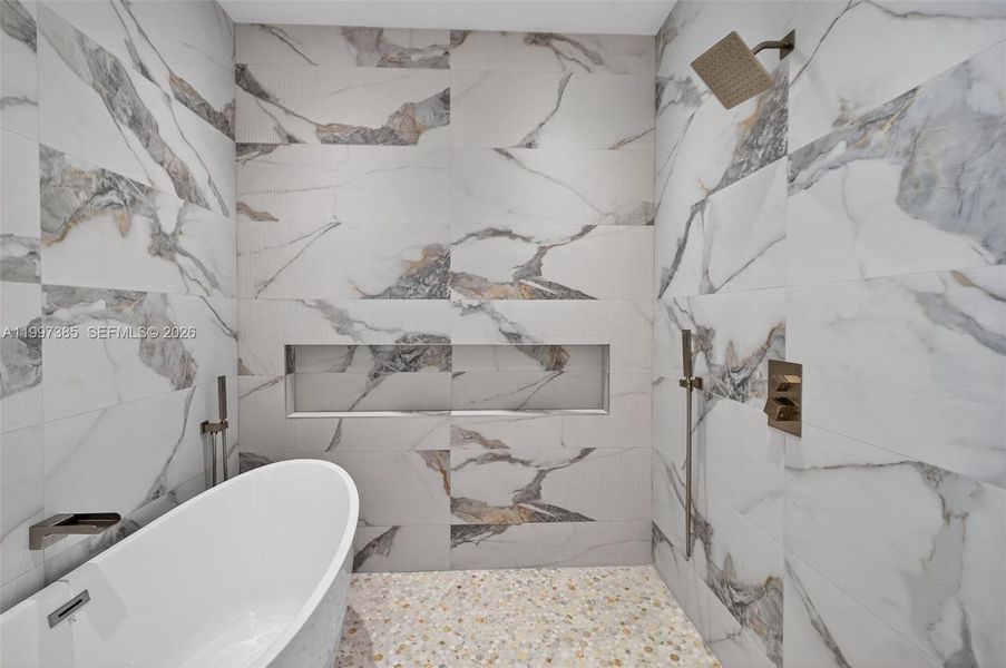 Furnished interior view inside a new home in , Fort Lauderdale (Image 19).