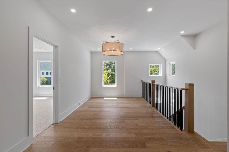 Spacious, unfurnished interior of a new home in Aster, Roswell (Image 76).