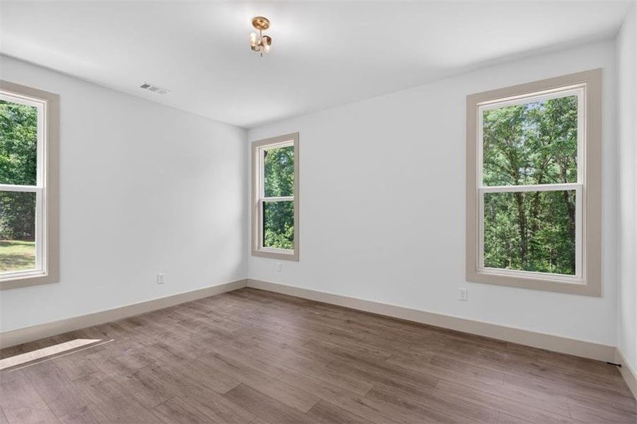 Spacious, unfurnished interior of a new home in , Bremen (Image 31).