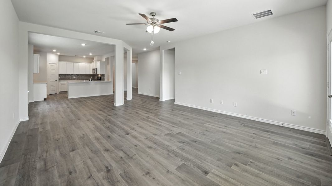 Representative unfurnished interior of a home built from the Tanzanite by D.R. Horton in The Woods at Lindsey Place, Anna (Image 9). Representative unfurnished interior of a home built from the Tanzanite by D.R. Horton in The Woods at Lindsey Place, Anna (Image 9).