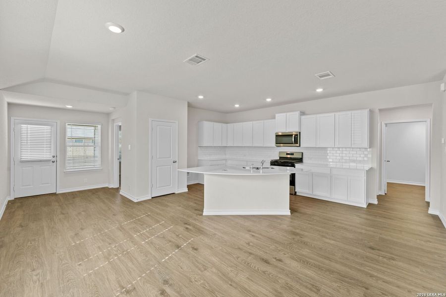 Image 31 of a home in Steele Creek.