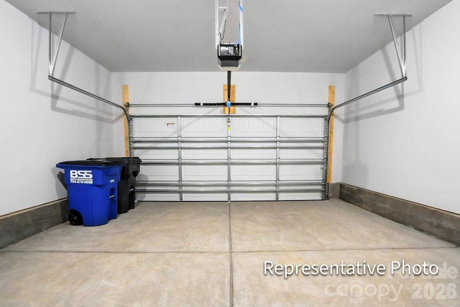 Spacious, unfurnished interior of a new home in Ashton Park, Monroe (Image 14).