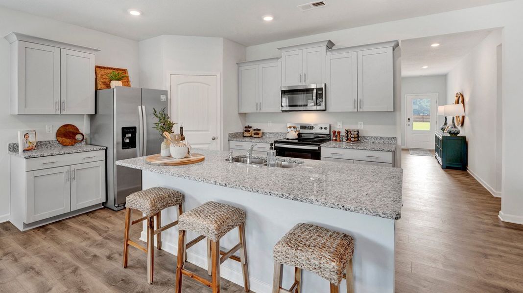 Representative furnished interior of a home built from the DOVER by D.R. Horton in Riverwood Gardens, Oakland (Image 5).