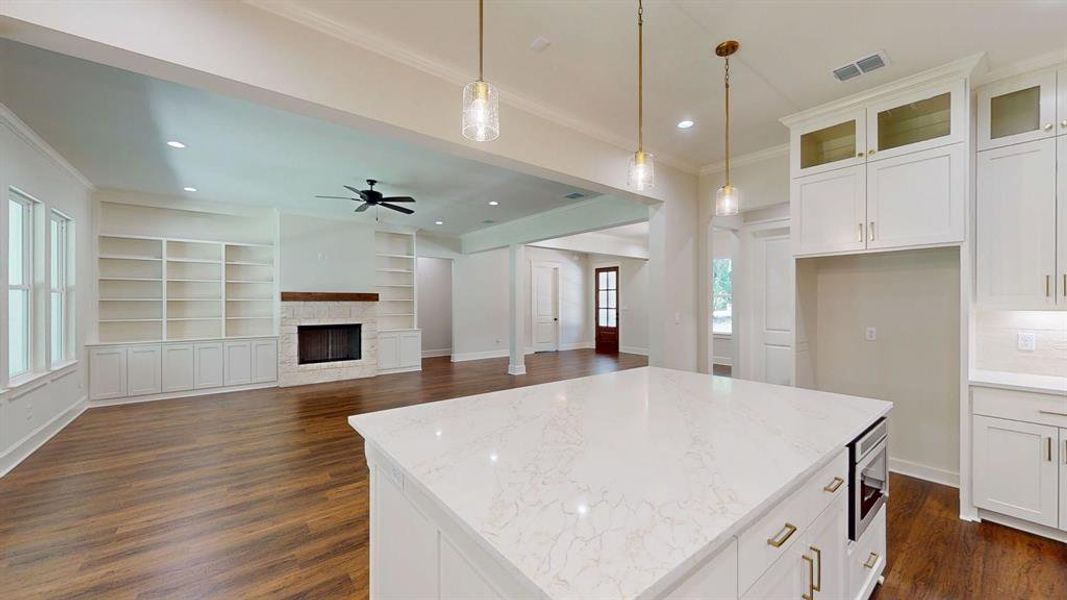 Image 39 of a home in .