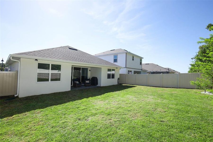 Exterior details and patio area of a home in , Mount Dora (Image 20).