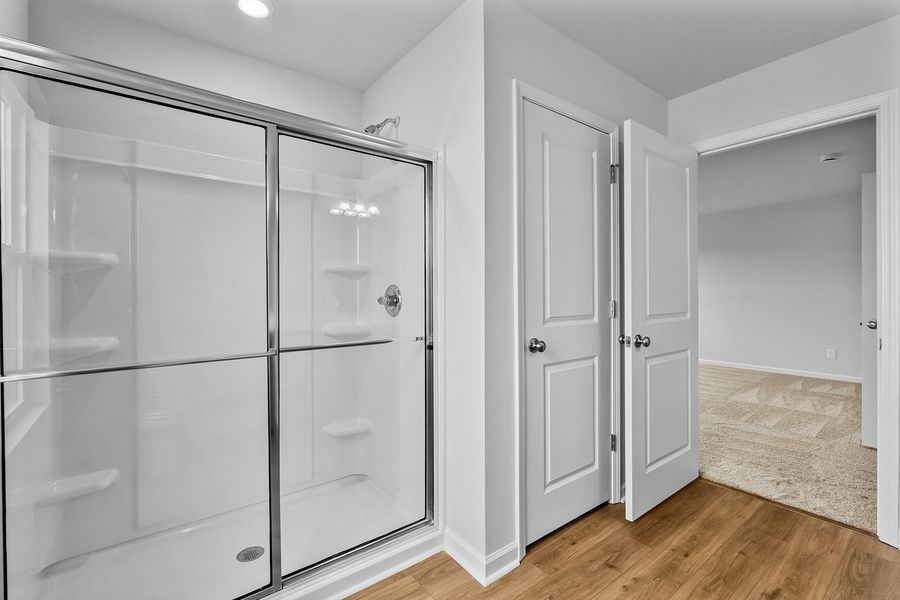 Spacious, unfurnished interior of a new home in Bell West, Kernersville (Image 28).