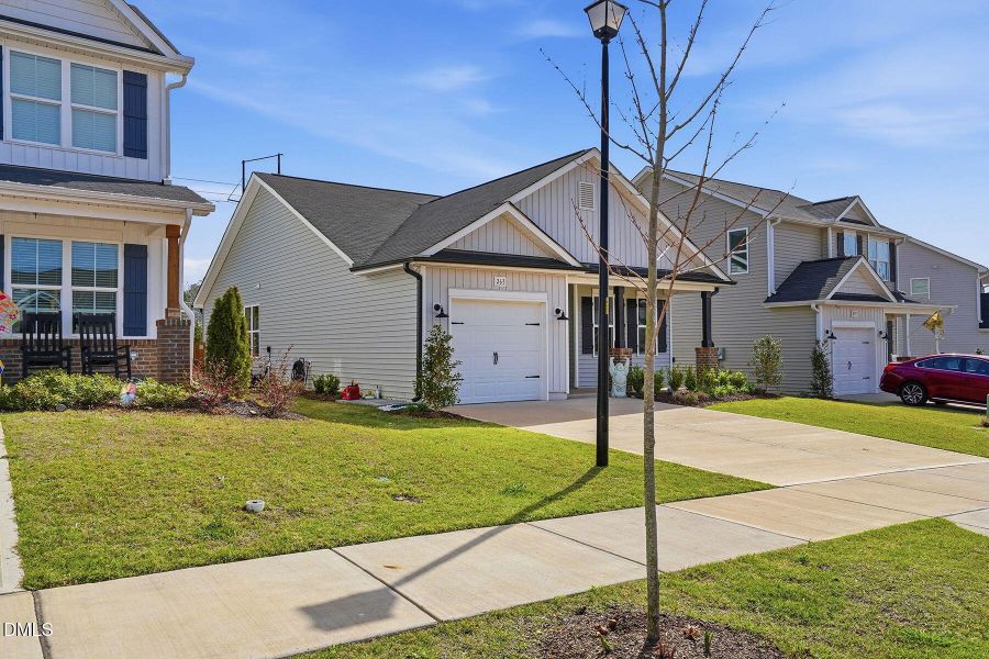 3-web-or-mls-263 Maidenhair Pl-4-1