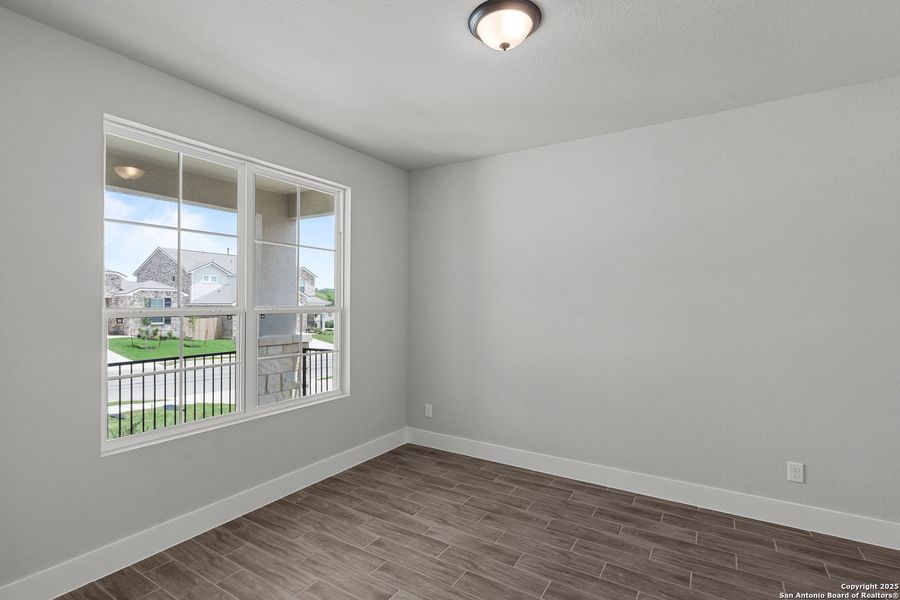 Spacious, unfurnished interior of a new home in Skybrooke, San Antonio (Image 29). Spacious, unfurnished interior of a new home in Skybrooke, San Antonio (Image 29).