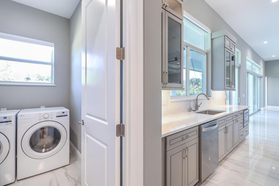 14-Laundry Room 14-Laundry Room