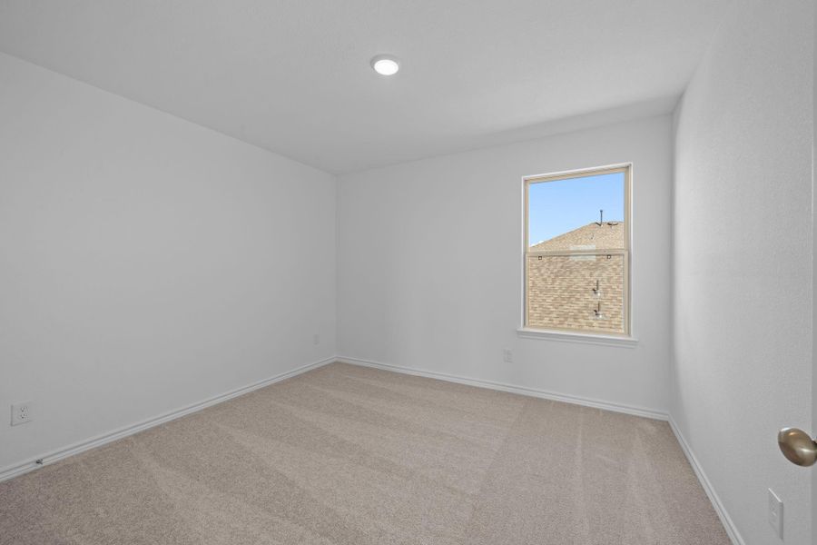 Spacious, unfurnished interior of a new home in River Ranch, Dayton (Image 14).