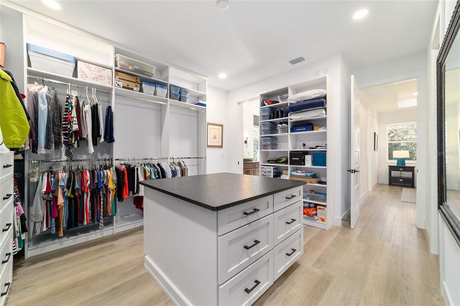 Furnished interior view inside a new home in , Belleview (Image 57).