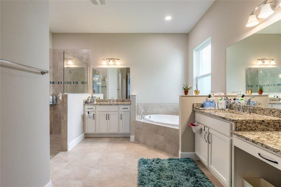 Furnished interior view inside a new home in , Palm Coast (Image 9).