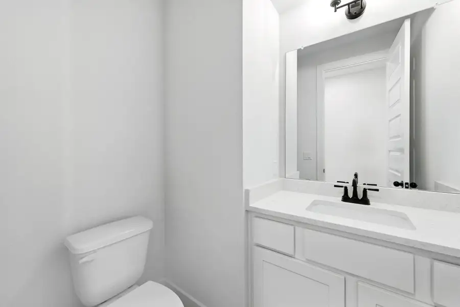 Furnished interior view inside a new home in Flora - 60', Hutto (Image 4).