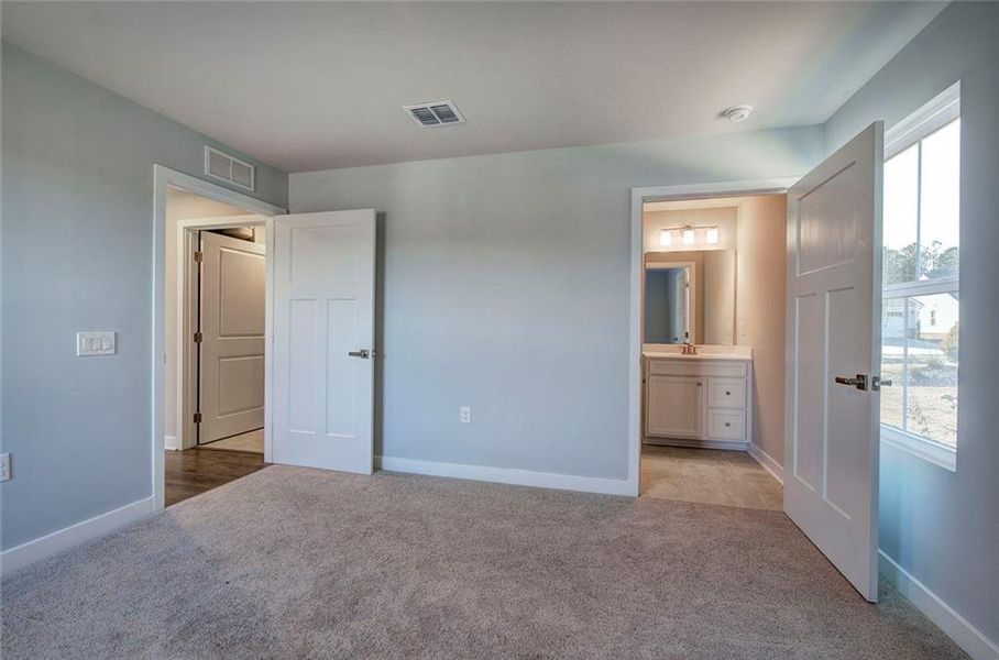 Spacious, unfurnished interior of a new home in Serenity 55+, Dallas (Image 21).
