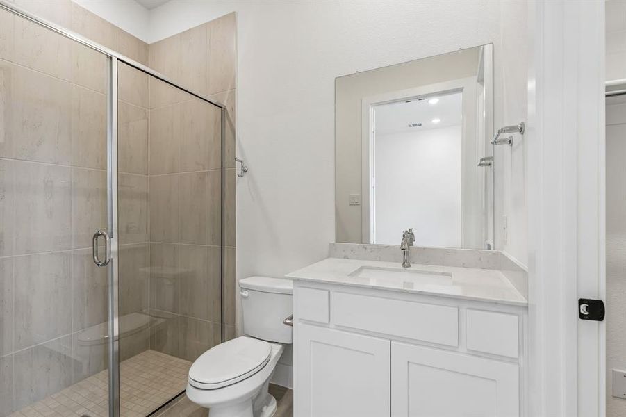 Friends and family will feel right at home in any of the beautifully finished guest baths this dream home offers! Friends and family will feel right at home in any of the beautifully finished guest baths this dream home offers!
