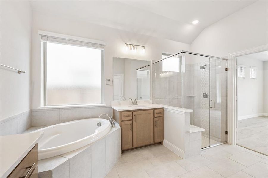 Furnished interior view inside a new home in Terracina, Rockwall (Image 19). Furnished interior view inside a new home in Terracina, Rockwall (Image 19).