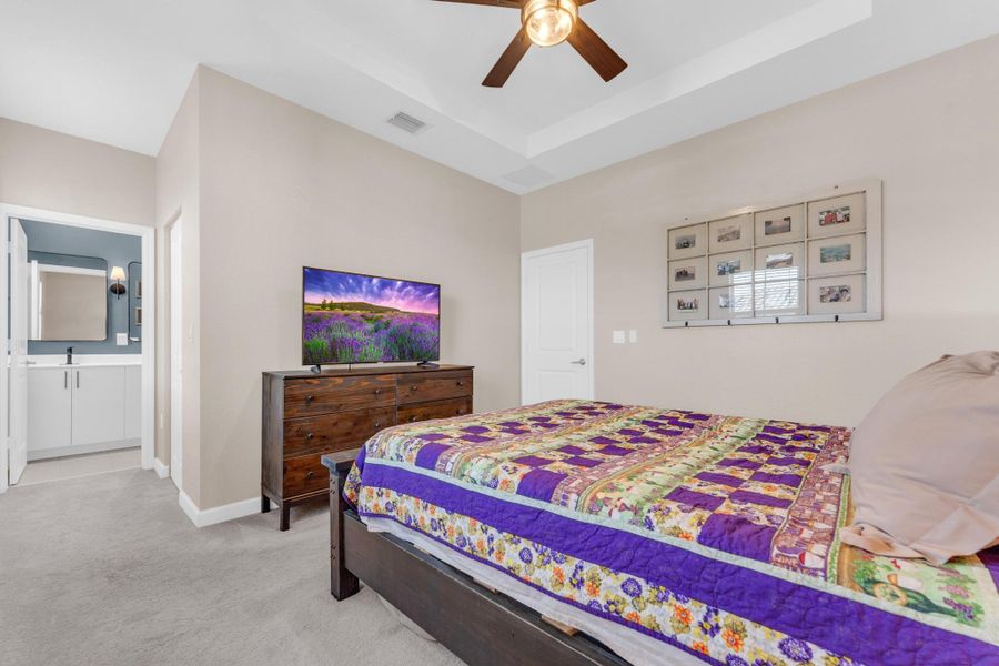 Furnished interior view inside a new home in , Coral Springs (Image 7).