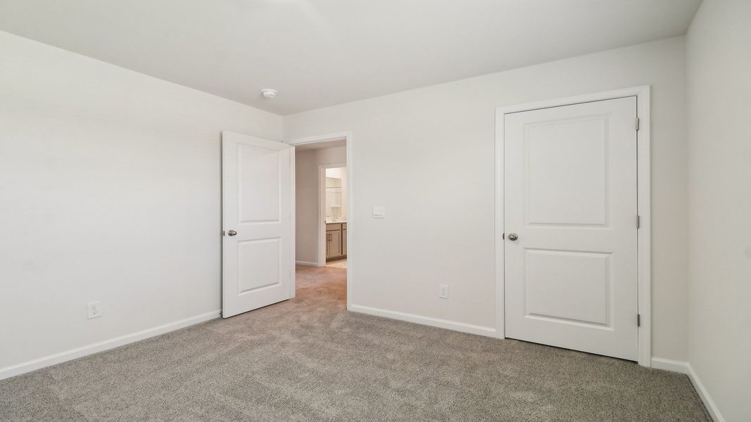Representative unfurnished interior of a home built from the ROBIE by D.R. Horton in Gates Village, Lugoff (Image 22).