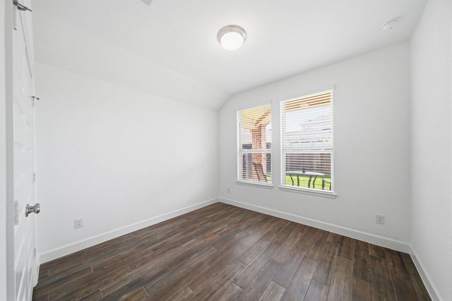 Spacious, unfurnished interior of a new home in Artavia, Conroe (Image 24).