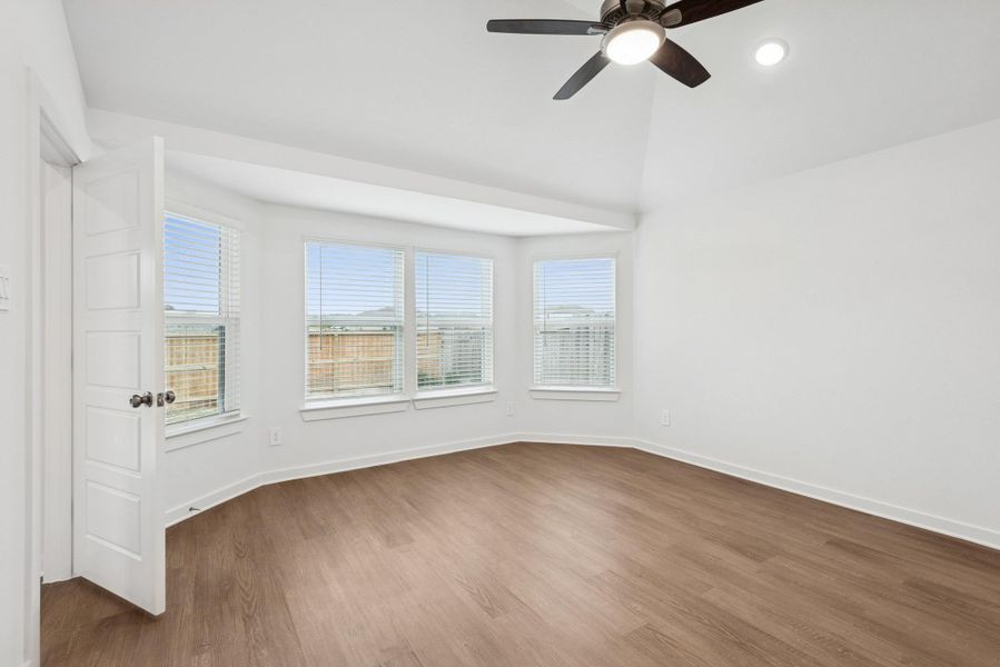 Spacious, unfurnished interior of a new home in Magnolia Ridge, Magnolia (Image 31).