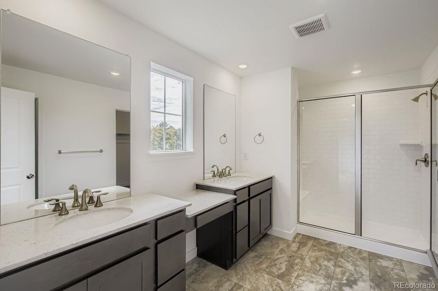 Furnished interior view inside a new home in Riano Ridge: The Grand Collection, Loveland (Image 5). Furnished interior view inside a new home in Riano Ridge: The Grand Collection, Loveland (Image 5).