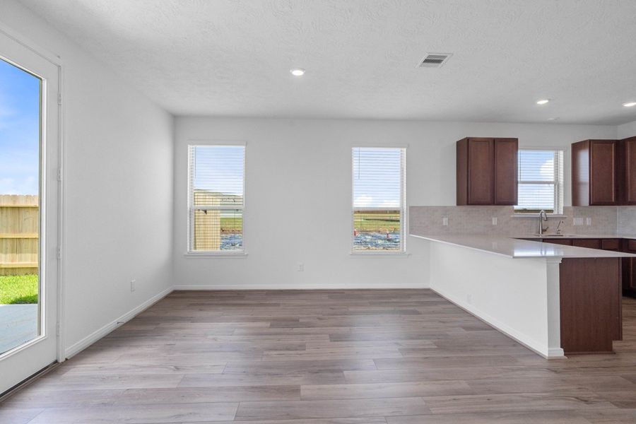 Spacious, unfurnished interior of a new home in Saddlebrook Trails, Beasley (Image 16). Spacious, unfurnished interior of a new home in Saddlebrook Trails, Beasley (Image 16).