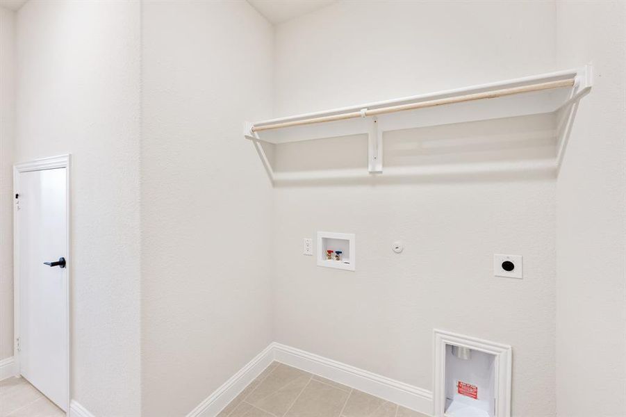 Spacious, unfurnished interior of a new home in Glenwood Meadows, Argyle (Image 40). Spacious, unfurnished interior of a new home in Glenwood Meadows, Argyle (Image 40).