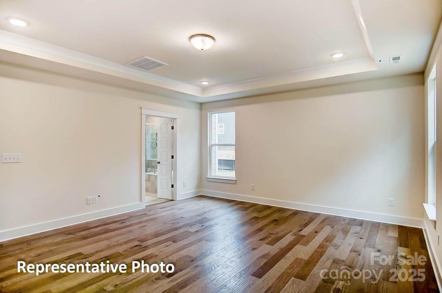 Spacious, unfurnished interior of a new home in Robinson Oaks, Gastonia (Image 18).