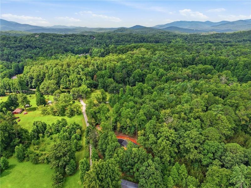 Natural landscape and outdoor views near in Sautee Nacoochee (Image 34). Natural landscape and outdoor views near in Sautee Nacoochee (Image 34).