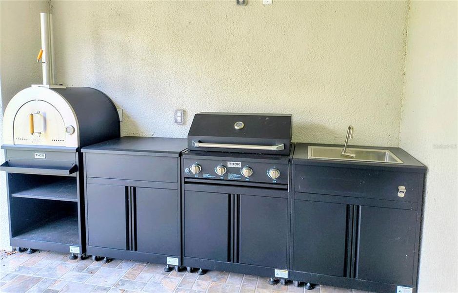 Close-up of interior finishes inside a home in , Auburndale (Image 17).