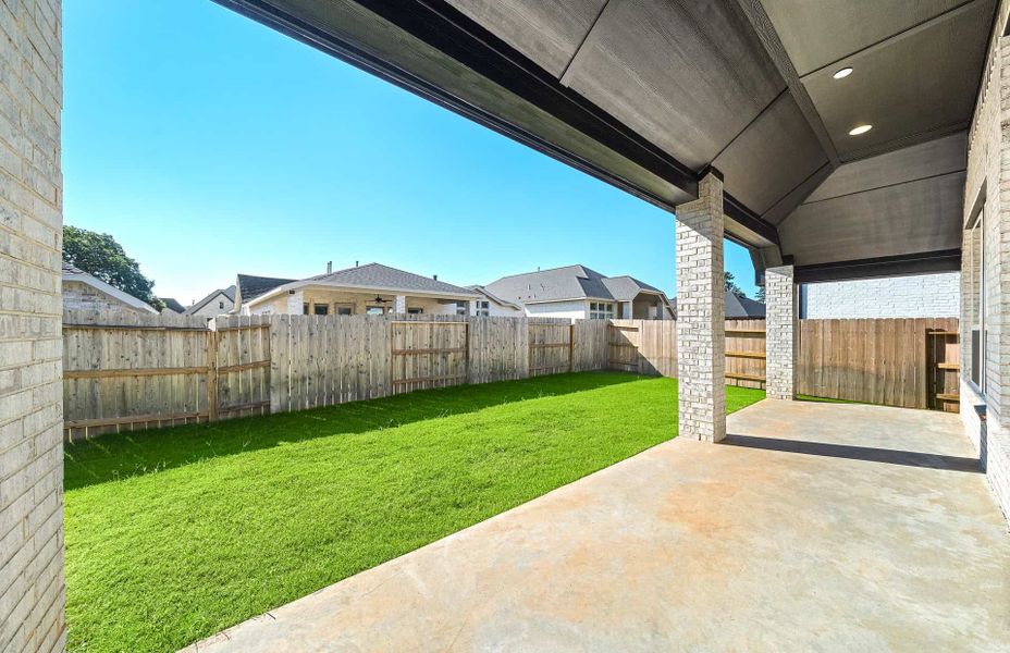 Representative exterior details of a home built from the 3030AU by Ravenna Homes in Audubon 60′, Magnolia (Image 3).