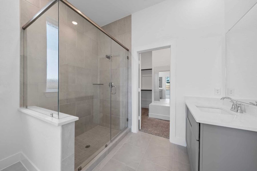 Furnished interior view inside a new home in Meridiana, Manvel (Image 12).