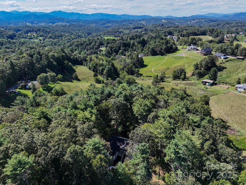 Image 42 of a home in . Image 42 of a home in .