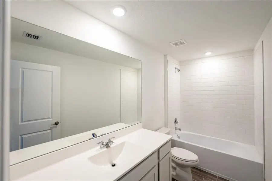 07-6338 Windwood-0505