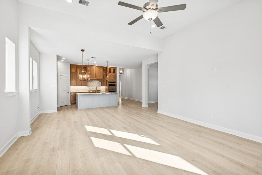 Spacious, unfurnished interior of a new home in Colton 45' Homesites, Todd Mission (Image 33). Spacious, unfurnished interior of a new home in Colton 45' Homesites, Todd Mission (Image 33).