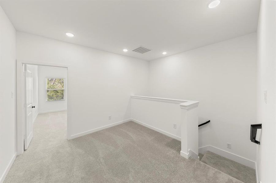 15. 2553 Lost Maples - Loft (2)