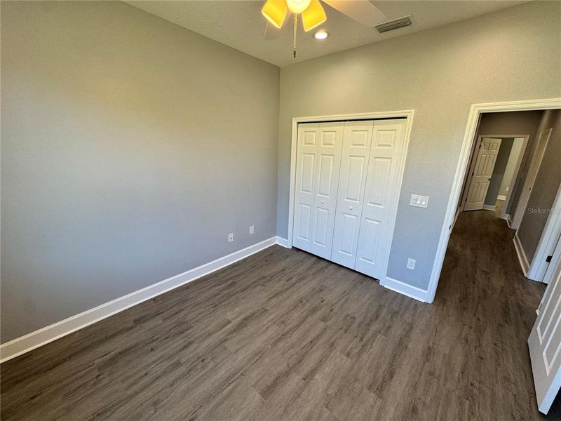Spacious, unfurnished interior of a new home in , Dade City (Image 53).