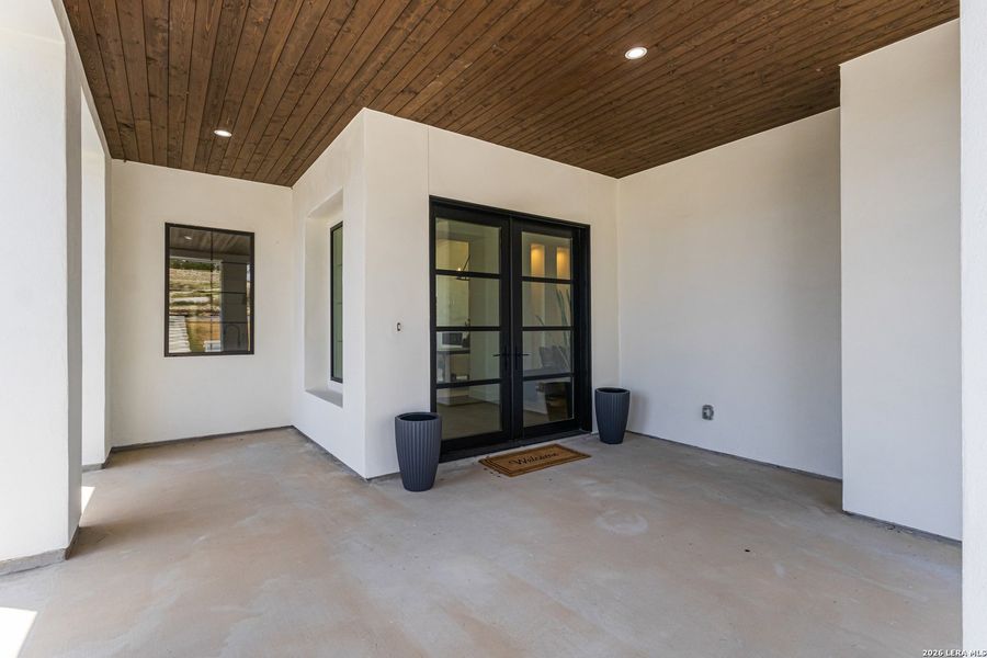 Exterior details and patio area of a home in , San Antonio (Image 33).
