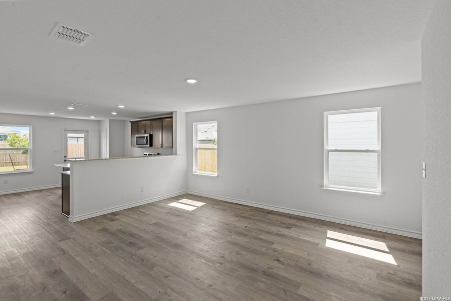 Spacious, unfurnished interior of a new home in Dove Song, Marion (Image 16).
