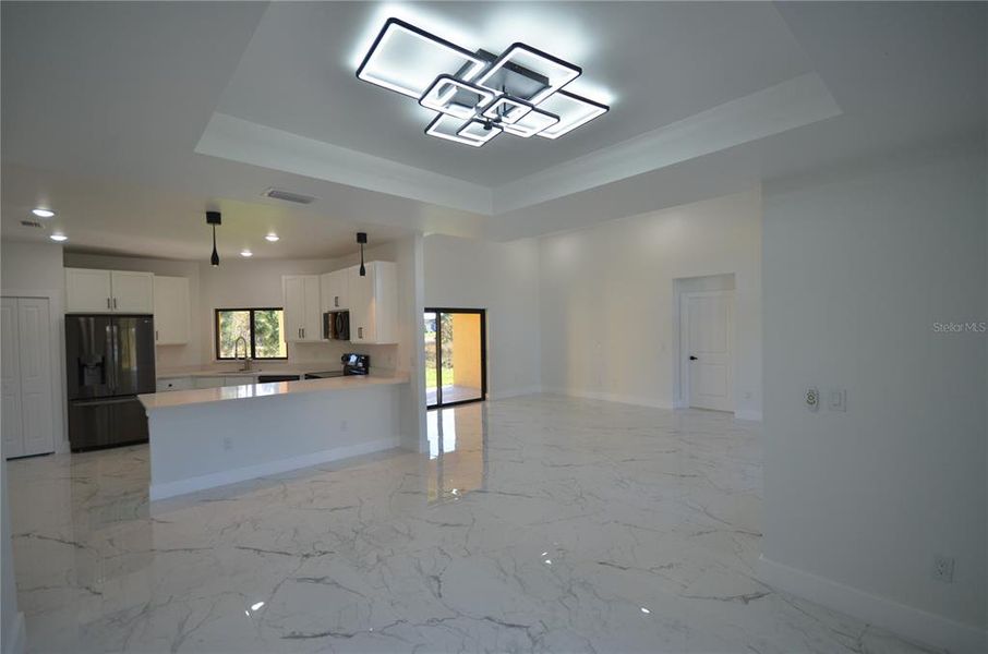 Spacious, unfurnished interior of a new home in , Lehigh Acres (Image 41).