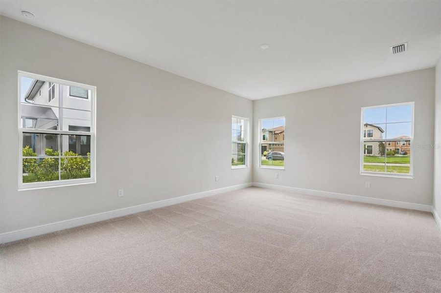 Spacious, unfurnished interior of a new home in Crosswind Ranch, Parrish (Image 13).