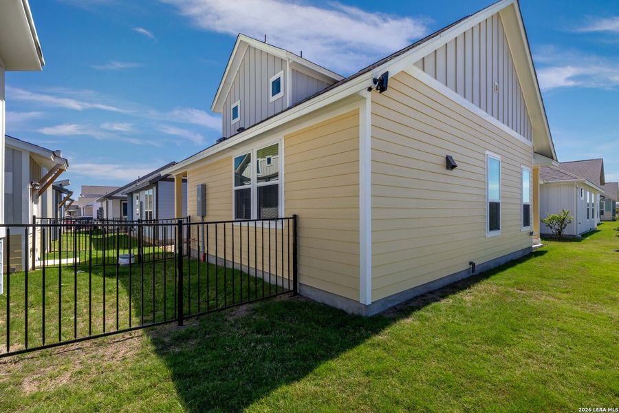 Exterior details and patio area of a home in , New Braunfels (Image 3).