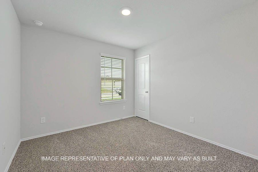Spacious, unfurnished interior of a new home in Pleasant Hill, Bryan (Image 9).