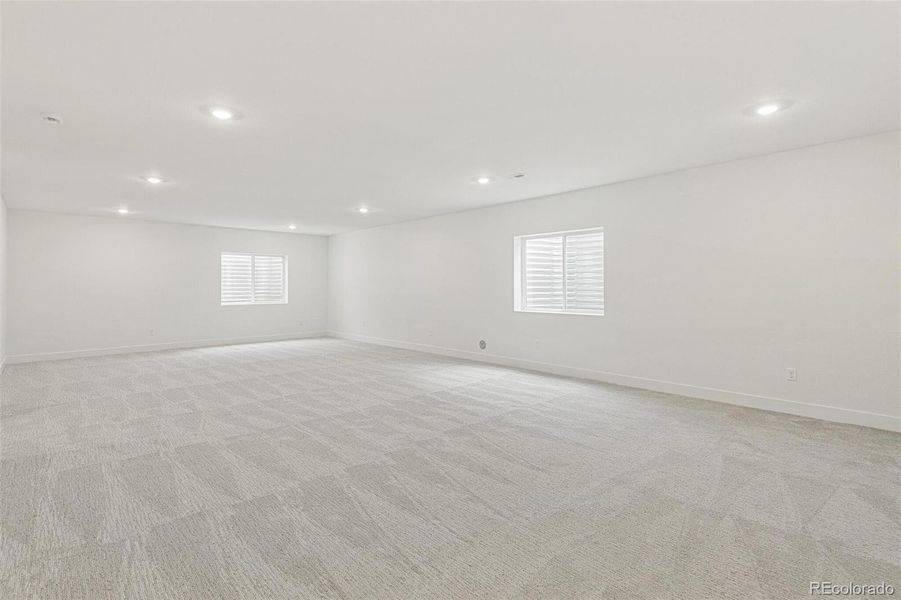 Spacious, unfurnished interior of a new home in Painted Prairie, Aurora (Image 26).