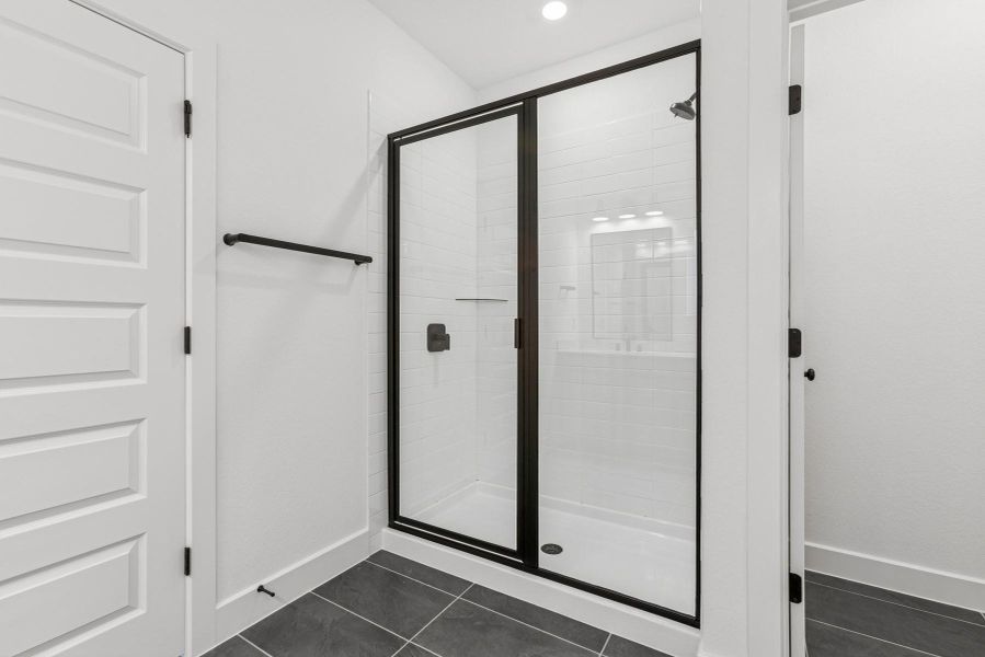 Owner's Bathroom Owner's Bathroom