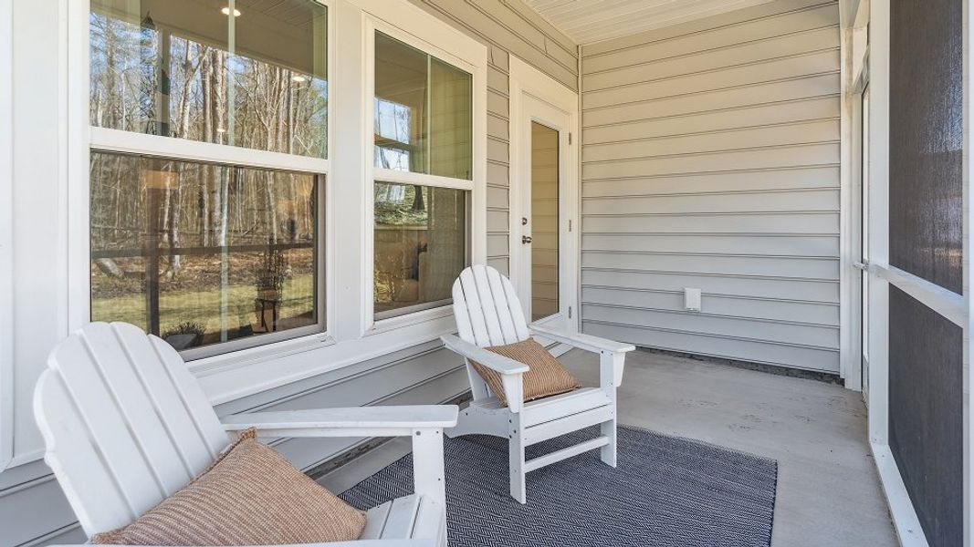 1558 Carlyle Opt Screened Porch F1 6 3 25