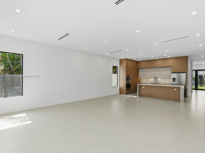 Spacious, unfurnished interior of a new home in , Miami (Image 38). Spacious, unfurnished interior of a new home in , Miami (Image 38).